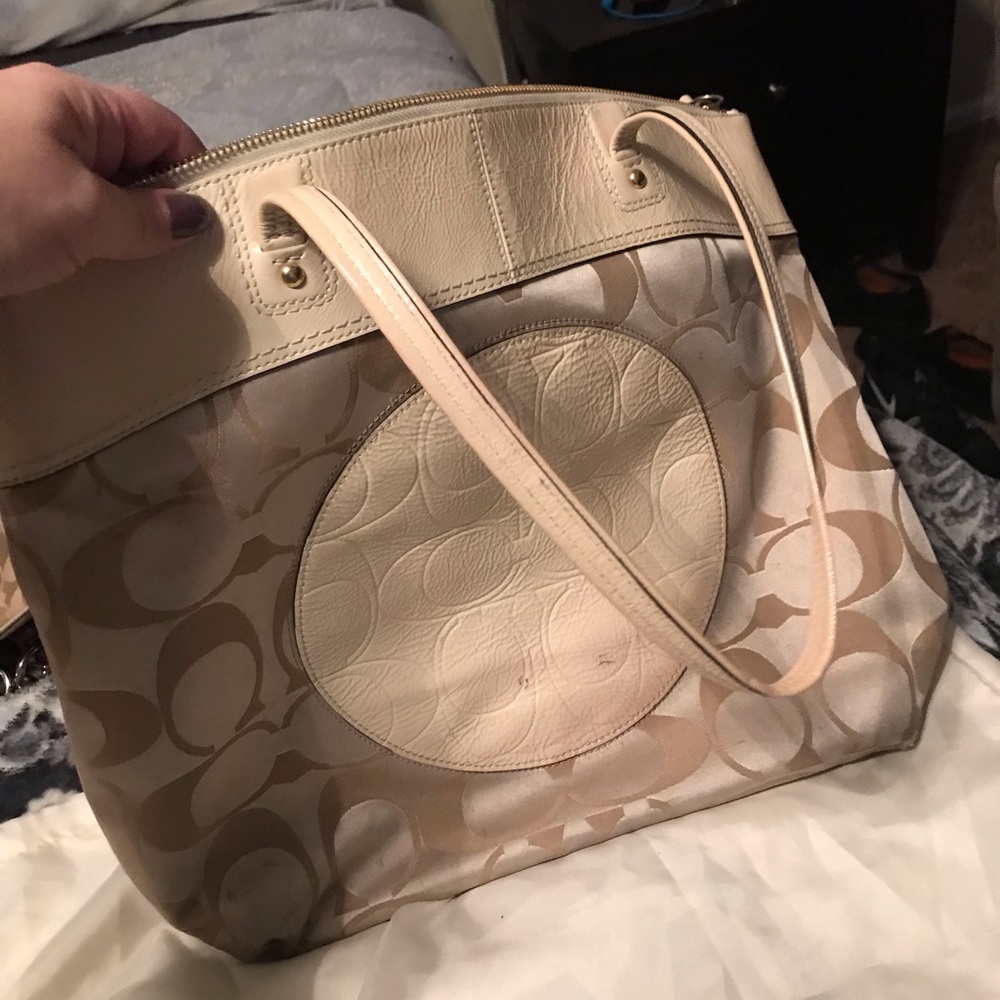 Coach shoulder bag